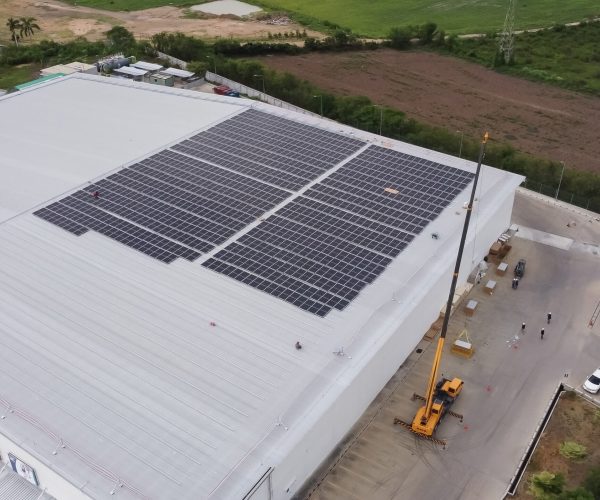 Solar,Panels,Installed,On,A,Roof,Of,A,Large,Industrial